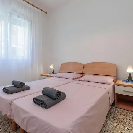 Budget! Free Parking 1 Comodo Apartment
