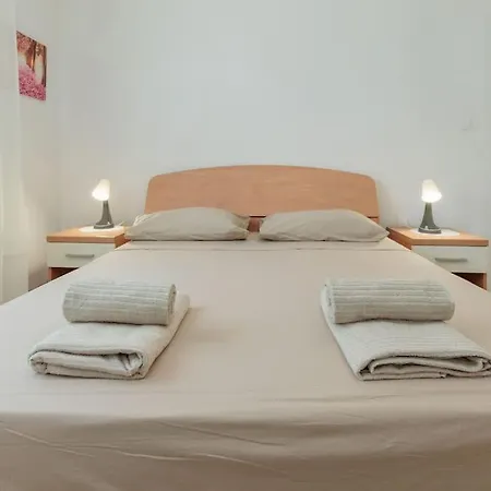 Appartement Budget! Free Parking 1 Comodo *